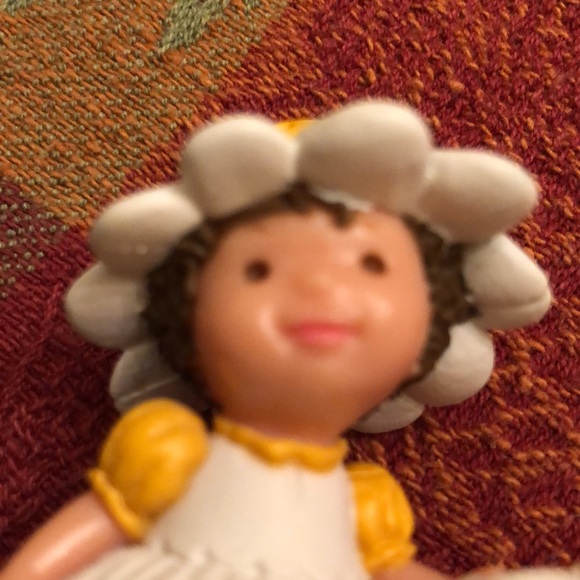 NIB Vintage 1983 Avon Products Daisy Dreamer Mini Blossom  Doll - Picture 16 of 16